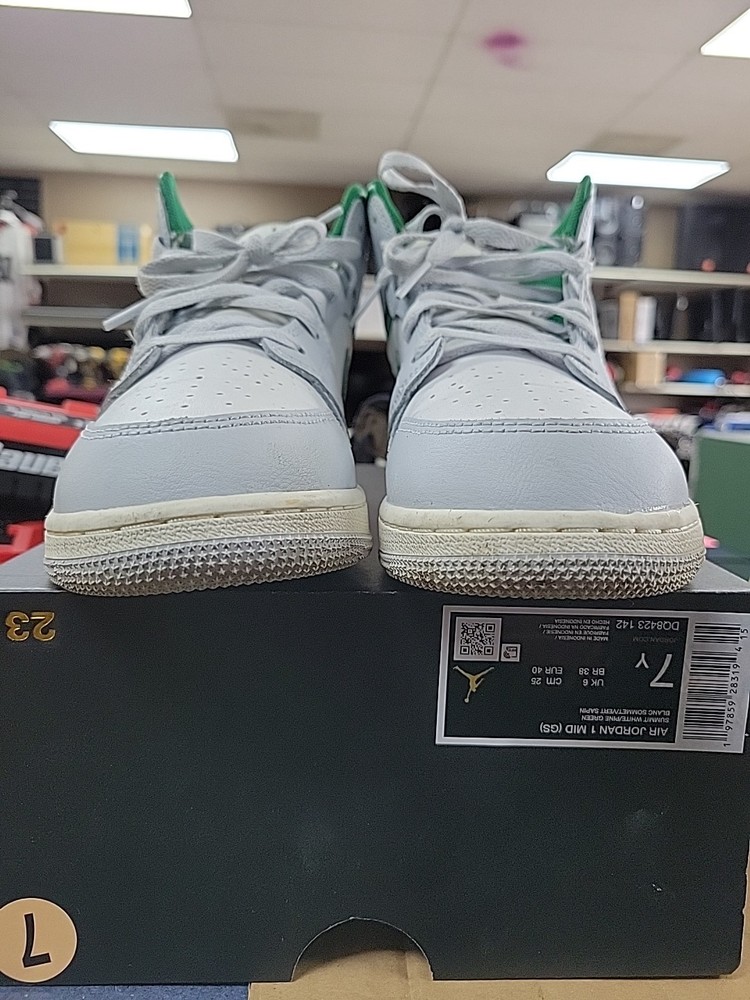 Jordan 1 Mid Summit White/Pine Green Size 7y