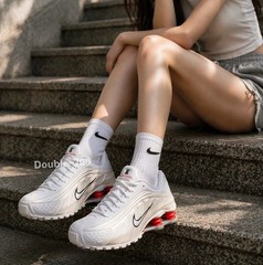 Nike Shox R4 White Phantom Red Running Shoes CW2626-102 GS Size 6.5-7Y