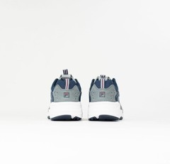 FILA Ray Tracer Grade School 6.5 Size Boys, Unisex Blue Grey White