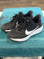 Nike Star Runner Youth Shoes