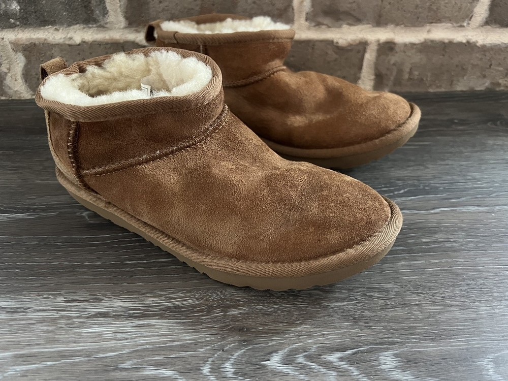 UGG Classic Ultra Mini Chestnut Kids Sz 5 – 1130750K-CHE Ship Now