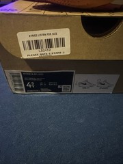 Kyrie 8 Go GS Light Bone/yellow Strike Strike US size 4.5y DQ8076-011