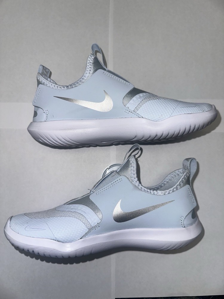 Nike Flex Runner Slip-On Sneakers Light Blue/White Youth 2Y – Worn Once