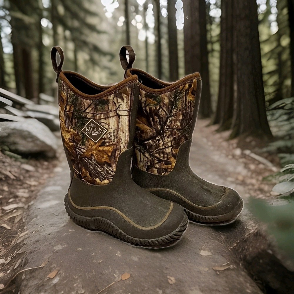 Kids Size 10 Original Muck Boots Size 10 Real Tree Wayer Boots
