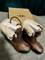 Ugg K Butte II CWR Size 2