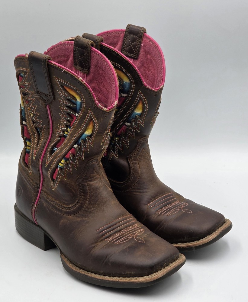Ariat Kids Quickdraw VentTEK Western Boot Distressed Brown Serape Shaft size 12
