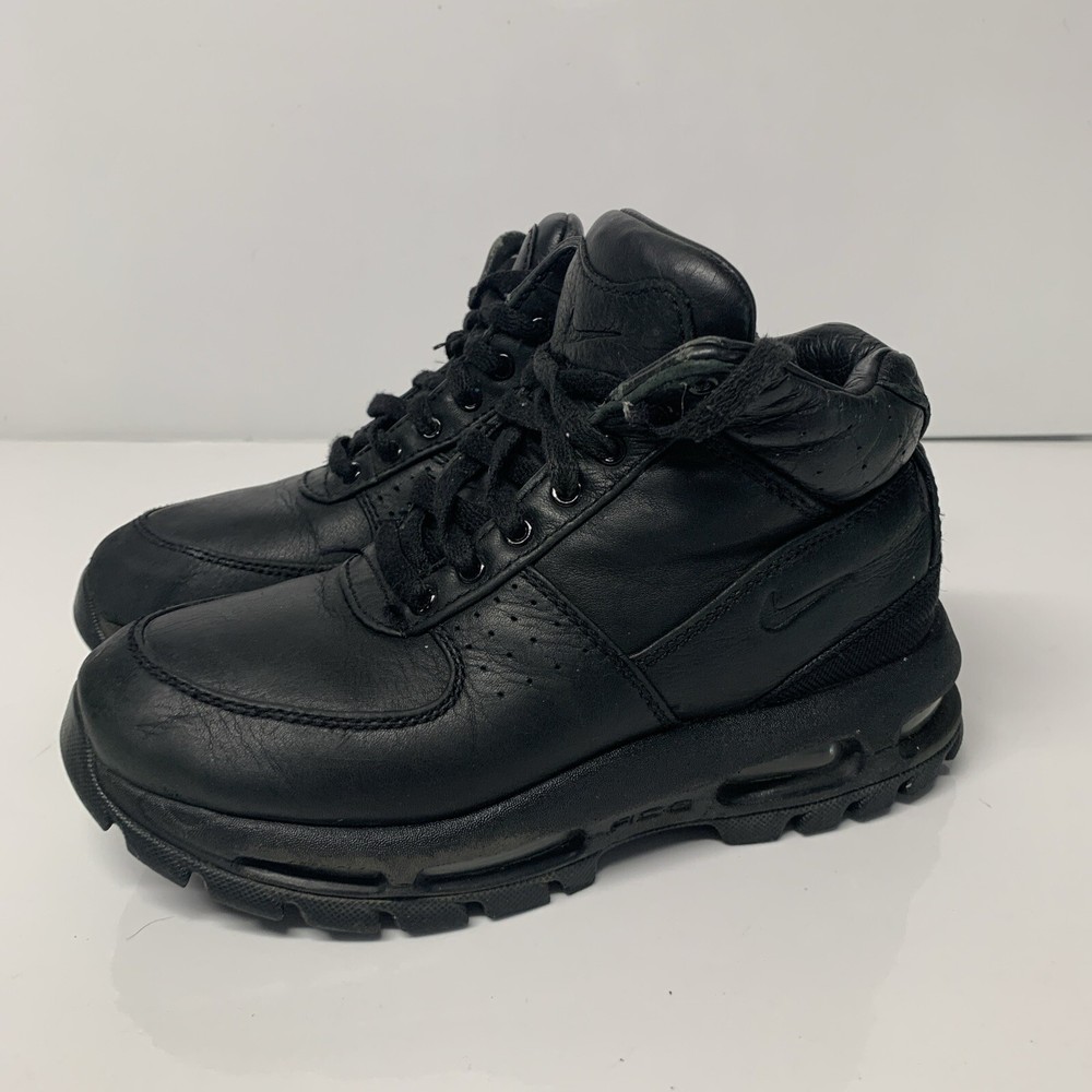 Nike Air Max Goadome ACG Black Leather Waterproof Boots 4Y / 36 Hiking School