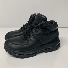 Nike Air Max Goadome ACG Black Leather Waterproof Boots 4Y / 36 Hiking School