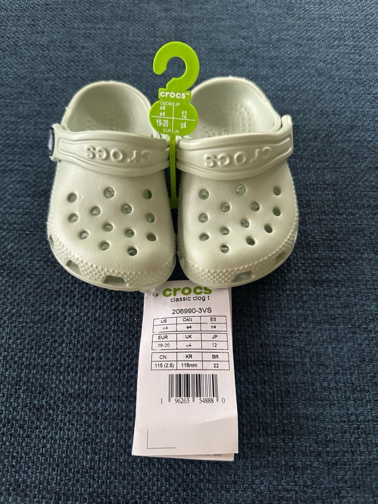 Crocs Classic Clog Toddler Size C4 Light Green