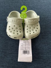 Crocs Classic Clog Toddler Size C4 Light Green