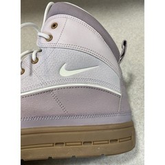 Nike ACG-Woodside 2 High Top Boot Sneaker Light Violet Youth Size 7 (HF0767 200)