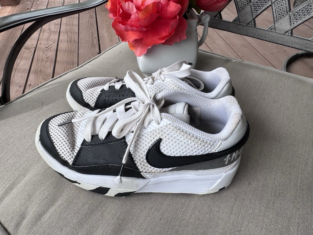 Nike Ja 1 Scratch 2.0 Size 3.5Y