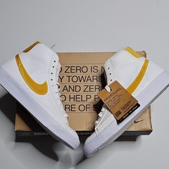 Nike Blazer Mid NN GS KWE White Orange High Top Youth Sneakers 7Y FJ4670-100