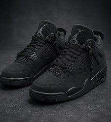Air Jordan 4 Retro „Black Bat“ 2025 GS Size 5y With Original Box
