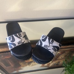 Nike Sunray Protect 2 Boys Sandals Size 9