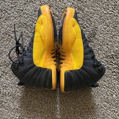 Size 6 (GS) – Jordan 12 Retro Mid University Gold