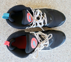 Nike Team Hustle D 9 Light Girls’ Basketball Shoes. Youth 7 (eur 40)