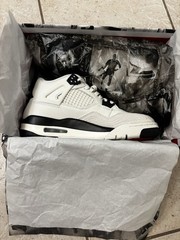 Jordan Air Jordan 4 Retro OG FC (GS) 7Y White/Black/Red MPN IM4026-100