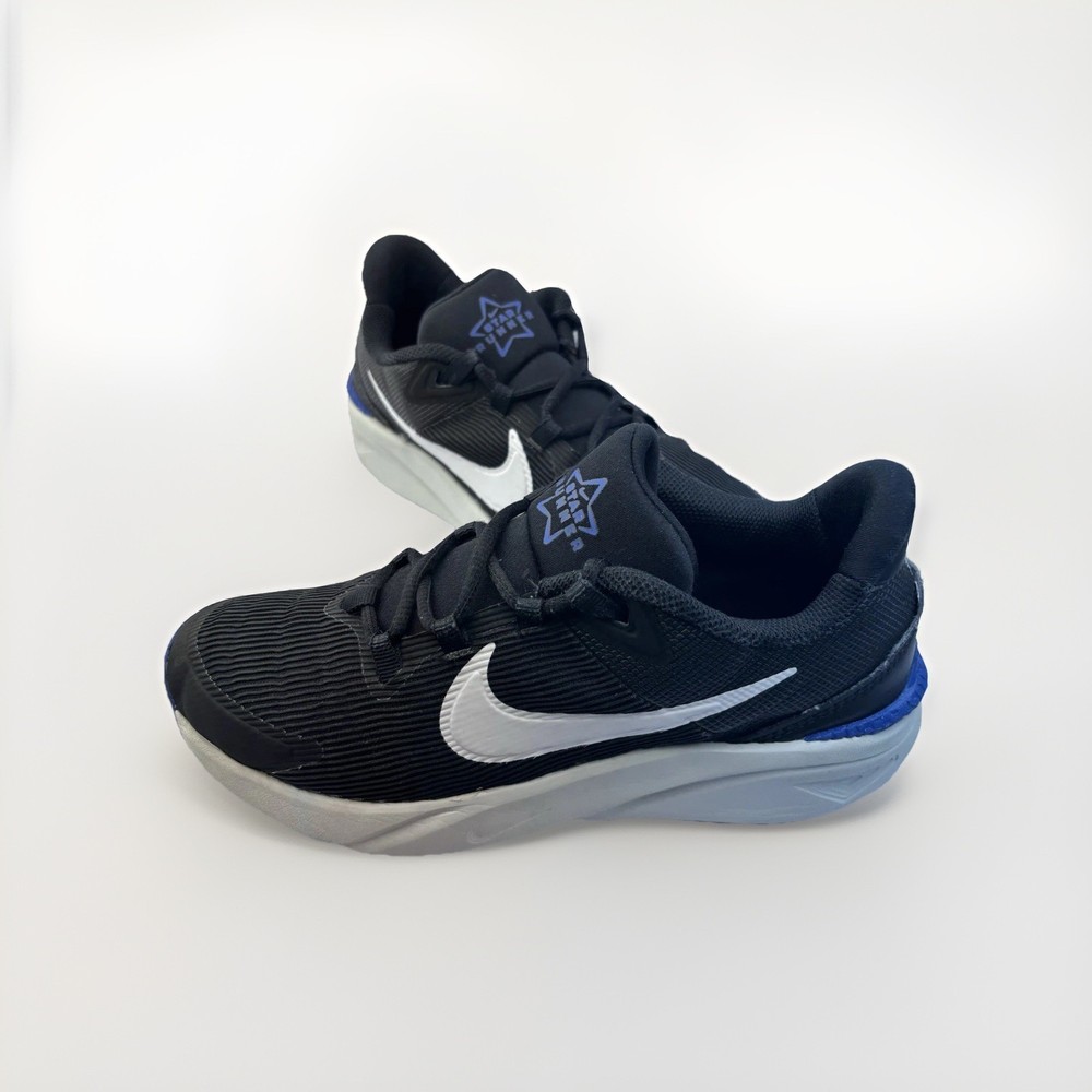 Nike Star Runner 4 Big Kids‘ Road Running Shoes Black White Blue Size: 5.5