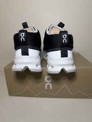 On Cloud Cloudhero Mid Waterproof Size 4 Youth 5.5 Wmn Black White 3YD30020299