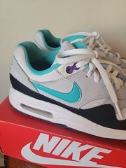 Big Kid’s Nike Air Max 1 White/Hyper Jade-Pure Platinum Youth Size 5.5