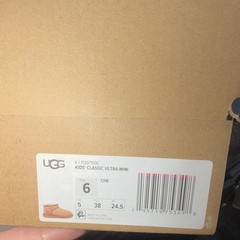 UGG Classic Ultra Mini Kids Suede Ankle Boot Chestnut US 6 EU 38 1130750K