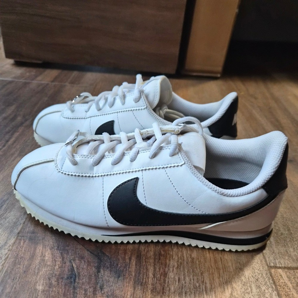 Nike Cortez Basic SL White Black Kids Sneakers Size 6.5Y Athleisure Streetwear