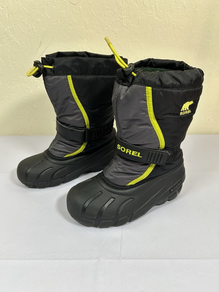 Sorel Flurry Snow Winter Boots Youth Size 2 Black Gray Felt Lining NY1810-012