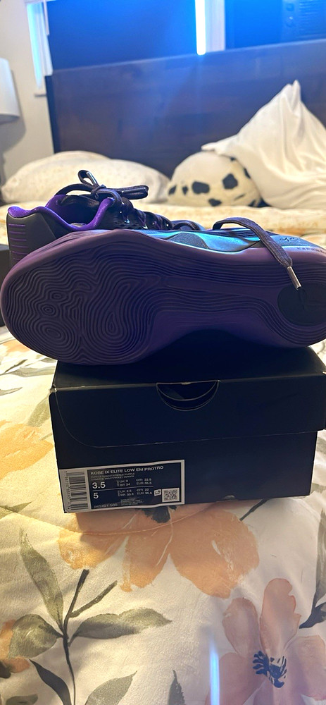 Nike Kobe IX Elite Low EM Protro Black/Purple Kids 3.5 IH1401-500