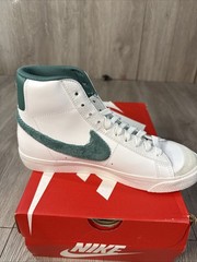 Kids Nike Blazer Mid ’77 White Phantom Pumice Green FZ1158-100 Size 6.5 Y W 8