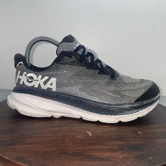 Hoka One One Clifton 9 Black White Running Shoes Youth Size 5.5 MD 1131170BWHT