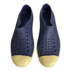 Native Jefferson Keep It Lite Slip On Water Shoes Size J5 Youth Navy Blue