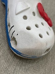Crocs Hello Kitty Size C 13 Classic Clog White/Red Kid Sandals