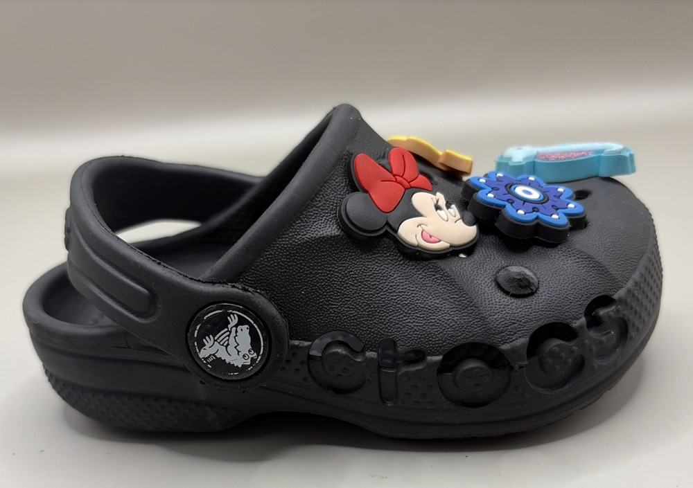 Crocs Iconic Comfort Black Clog Jibbitz Charm Sandal Unisex C6 Baby Shark,Minnie