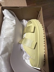UGG Kid’s GoldenGlow Slide Sandals Size 13 K Girls Golden Yellow NEW IN BOX