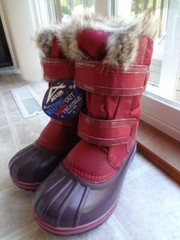 Acton Canada Light Weight Snow Boot, kid 2 (NEW) Free Shipping