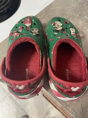 Disney Mickey Mouse Christmas Crocs C10 Children’s Size 10