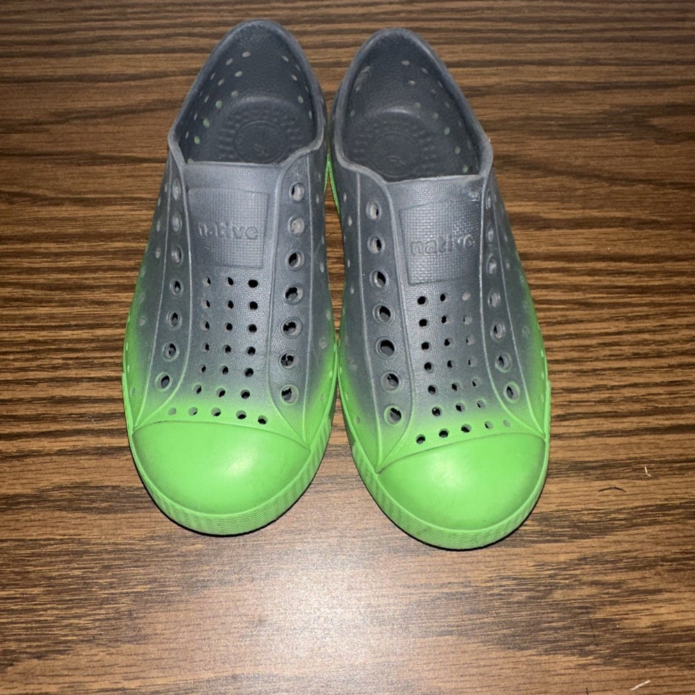 Native Kids Slip-on Jefferson Sneaker 23257 Gravity Grasshoper Ombre size C 11