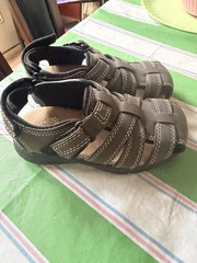 Thereabouts Memory Foam Toddler size 10 Brown Leather Sandals Closed Toe
