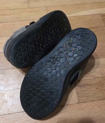 Size 4.5 (GS) – adidas Five Ten Freerider Low Grey