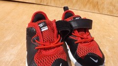 Size 5c – Nike Flex Contact 3 Running Sneakers – Red/Black