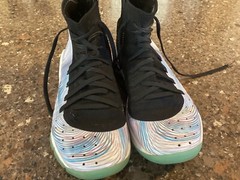 Under Armour GS Curry 4 Mid GS More Magic Basketball Shoes Size 6.5Y / Wmn’s 8