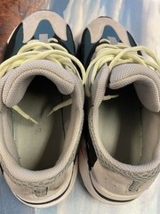 adidas Yeezy Boost 700 Wave Runner Gray Black Blue Orange Athletic Sneaker sz 8