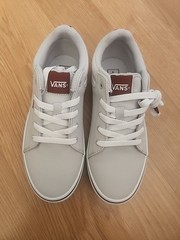 Vans Seldan Youth Kids Skate Shoes Size 4.0 Grey NIB
