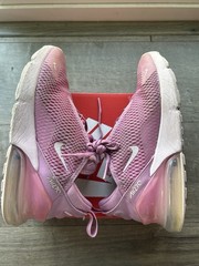 Nike Air Max 270, Size Y2