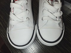 Peanuts® Snoopy White Canvas/Hearts Lace-Up Sneakers Toddler Size 9