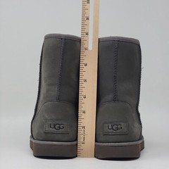 UGG Classic Grey Short Boot 1019646K Sheepskin Fur Lined Mid Calf Youth Sz 3 New