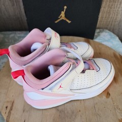 Jordan Max Aura 5 Size 1Y Soft Pink FD8790 116