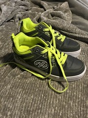 Heelys Cement 1- Wheel per shoe Sz 6 Gray And Neon Green 771096