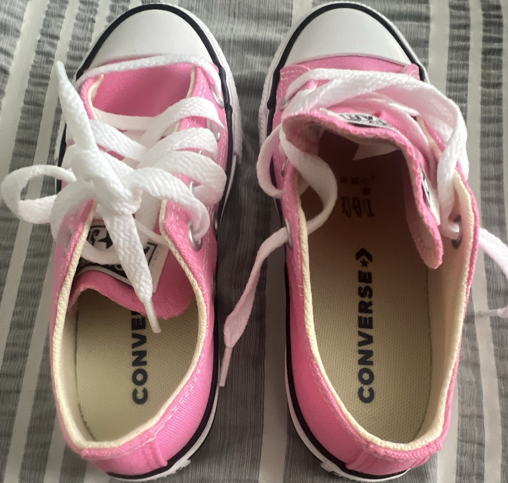 Converse Chuck Taylor All Star Kids Low Top Pink Canvas Lace-Up Sneakers 7